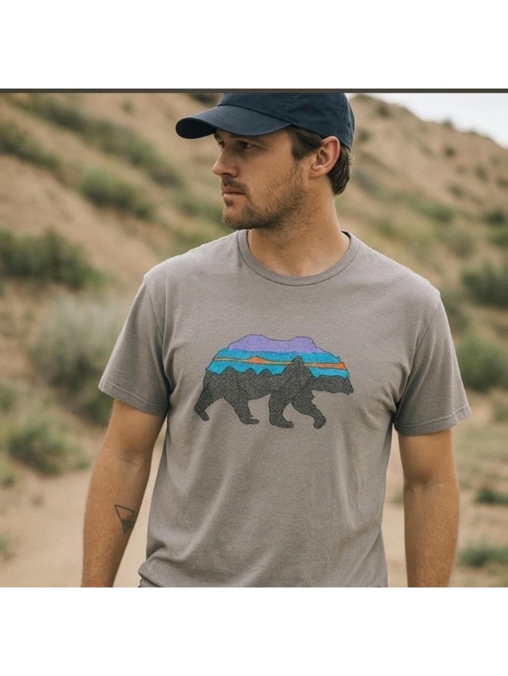 Patagonia Worn Wear Organic Cotton Slim Fit T-Shirt Large with Bear Graphic